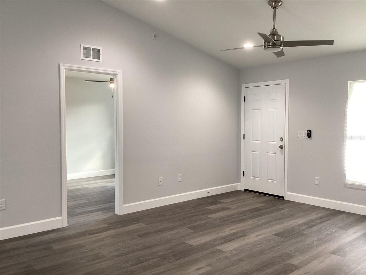 13810 Sw 102nd St - Photo 7 of 10