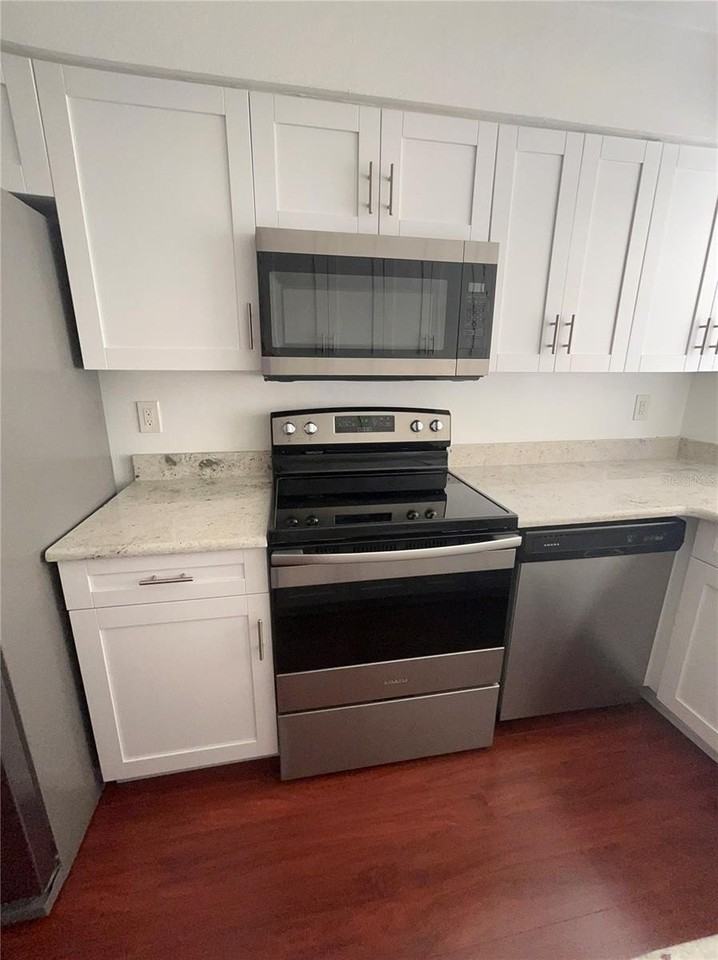 7604 La Mesita Ct - Photo 4 of 22