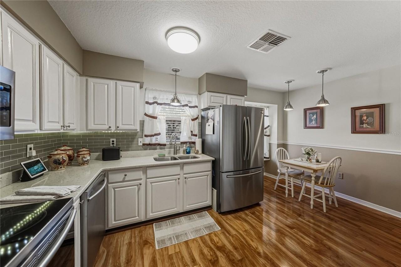 29235 Princeville Dr - Photo 6 of 50