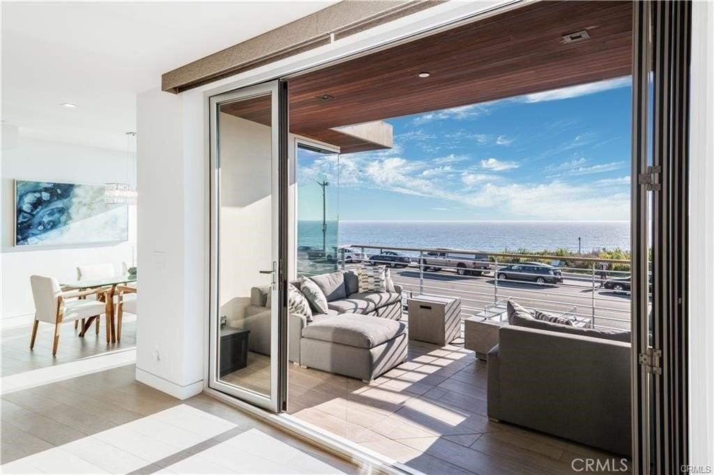 810 Esplanade #C - Photo 7 of 34