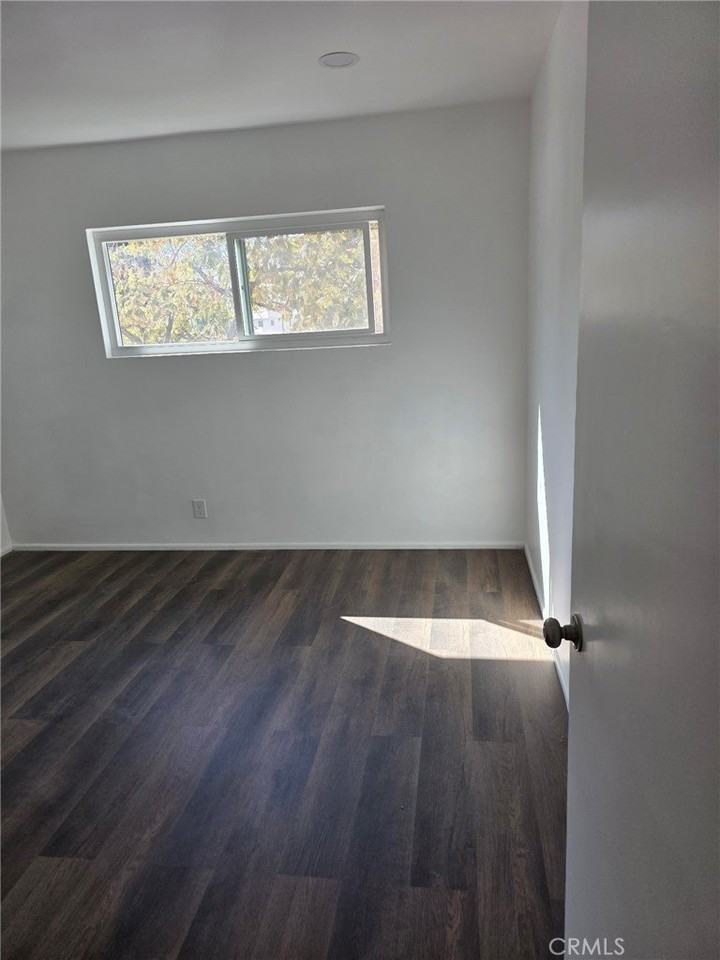 928 West Angeleno Avenue #C - Photo 6 of 14