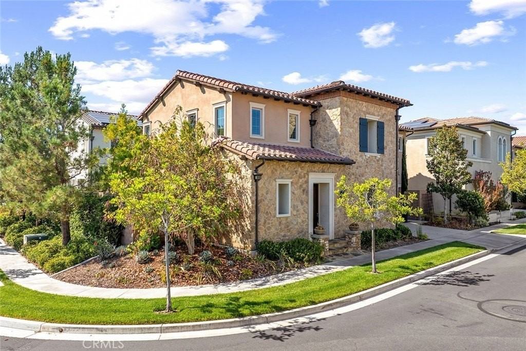 77 English Saddle - Photo 2 of 35