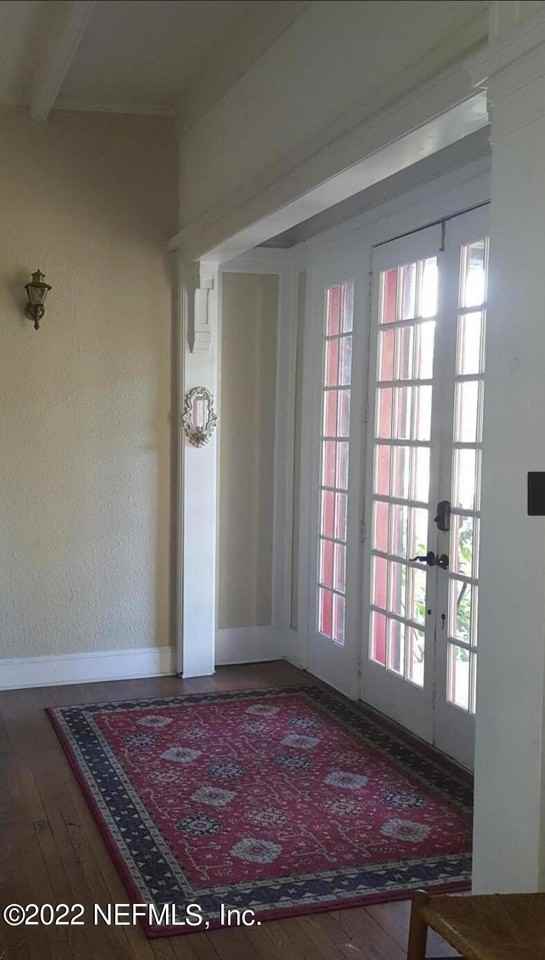 212 Saint Johns Ave #212 - Photo 3 of 50