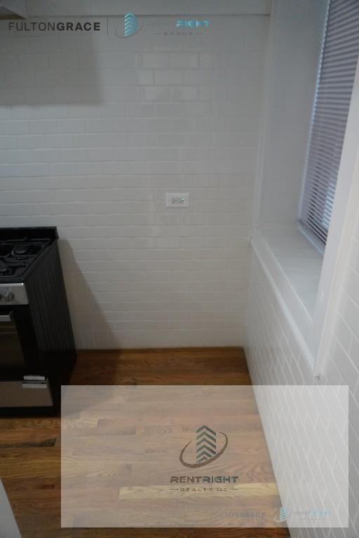 1700 West Albion Avenue - Photo 7 of 10