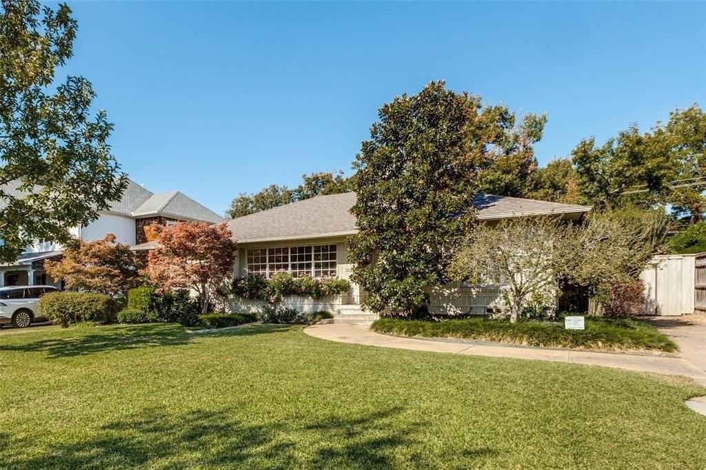 3224 Villanova St - Photo 2 of 26