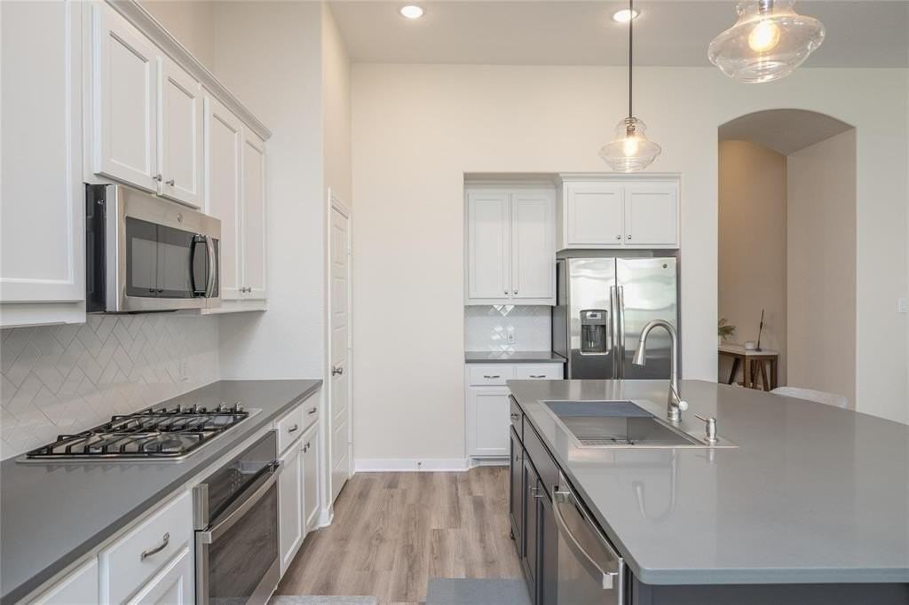 904 Nuthatch Ct - Photo 4 of 13