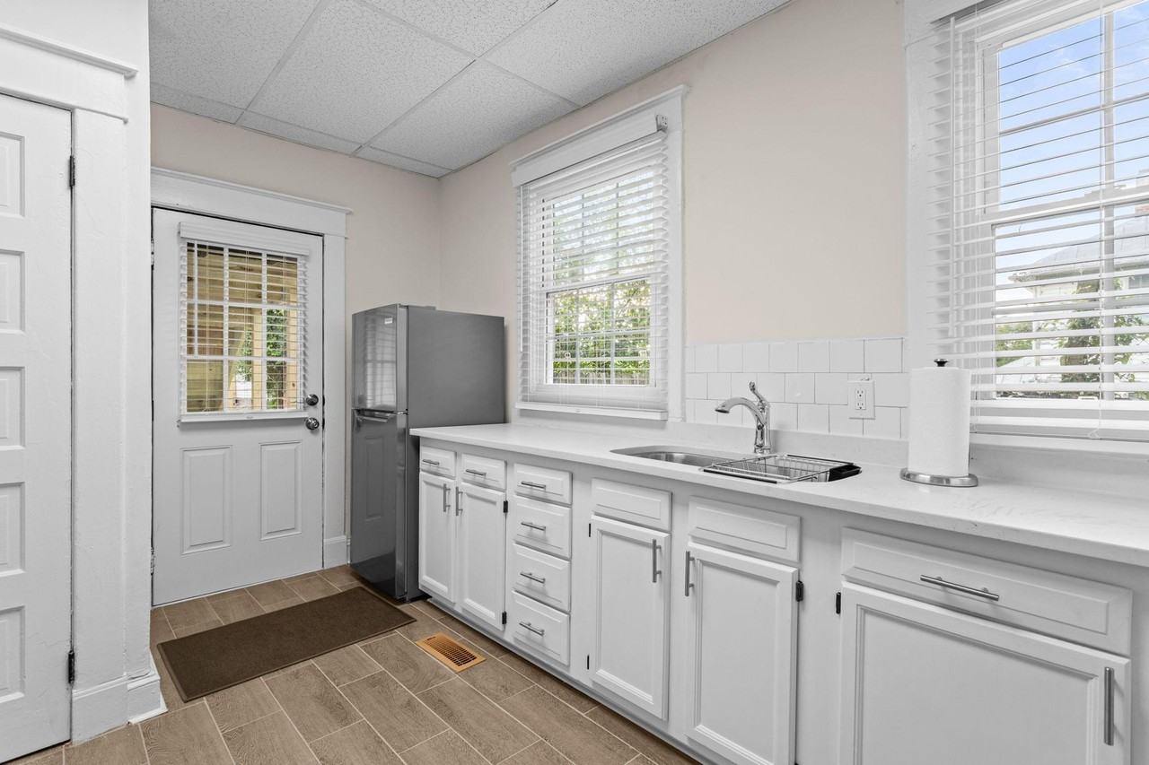 Dalton Ave - Photo 5 of 14