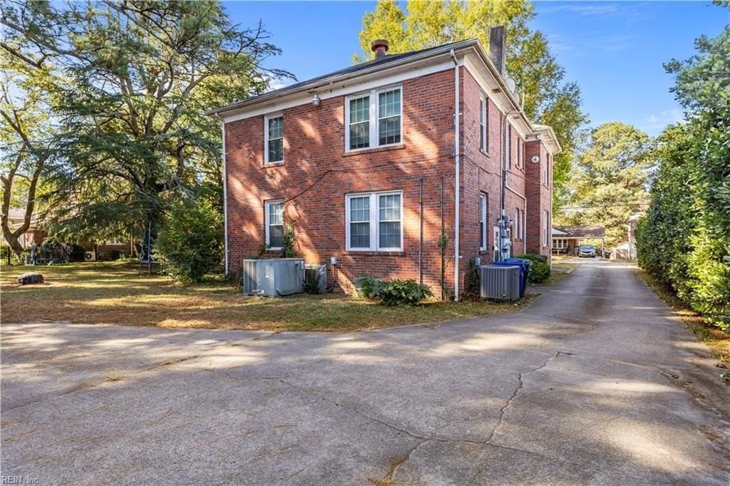 308 Causey Avenue - Photo 3 of 29