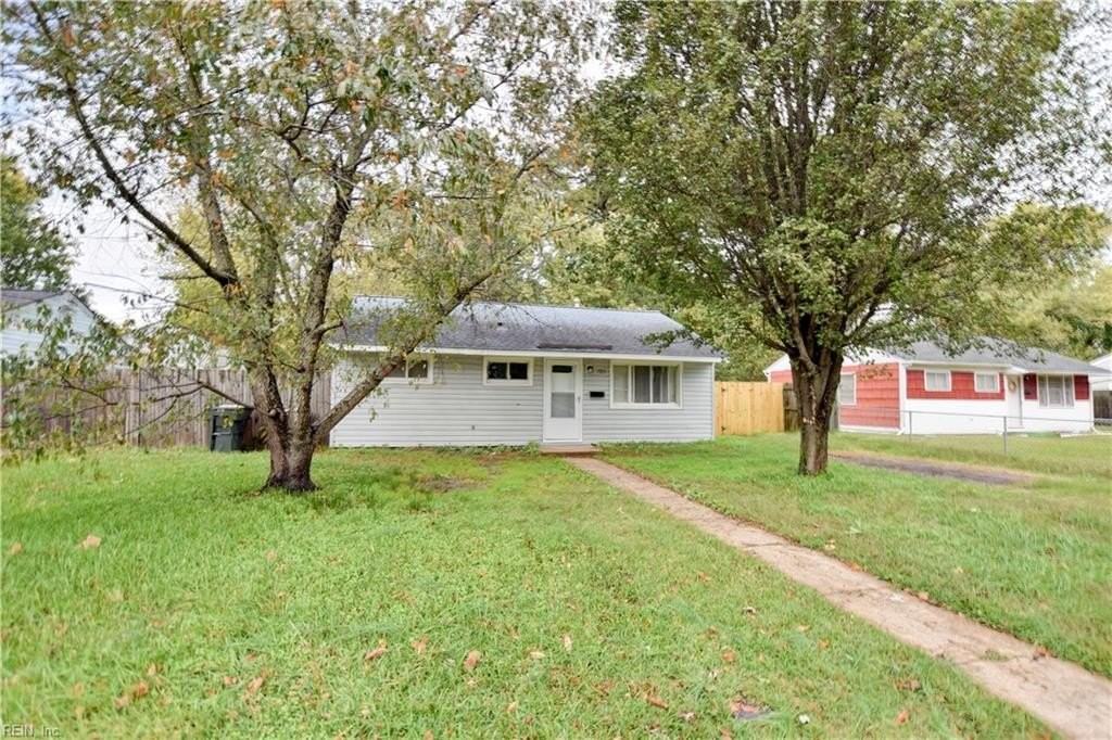 1923 Bancroft Dr - Photo 2 of 26