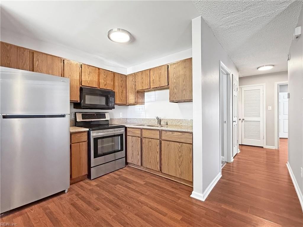 5505 Thompkins Ct #B - Photo 5 of 25