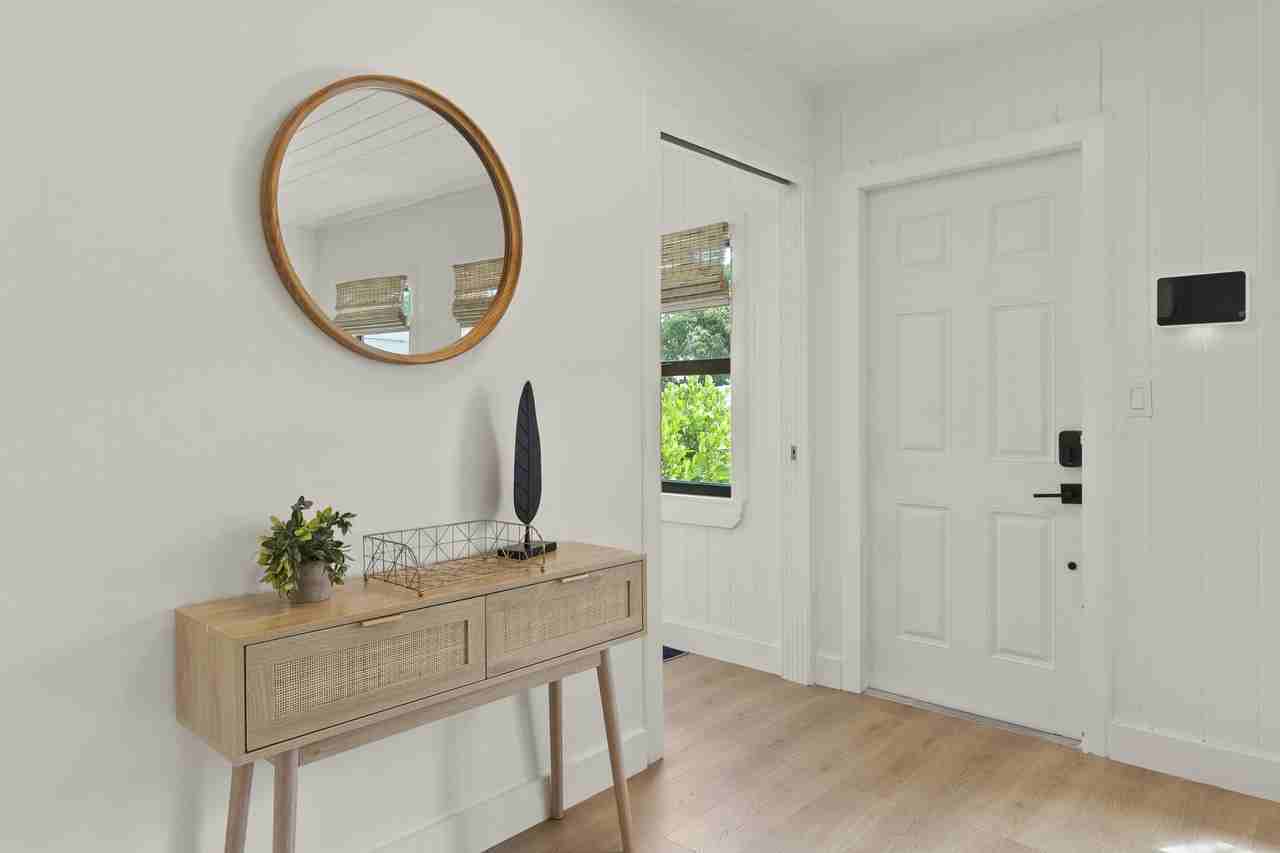 721 Dobbins St - Photo 2 of 35