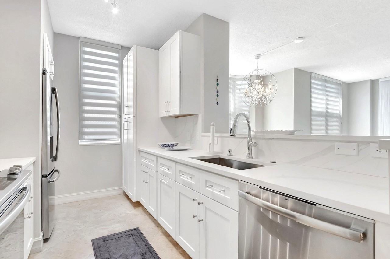 3606 S Ocean Blvd #108 - Photo 5 of 50