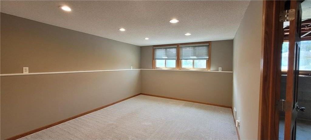 8496 Harkness Rd S - Photo 5 of 9