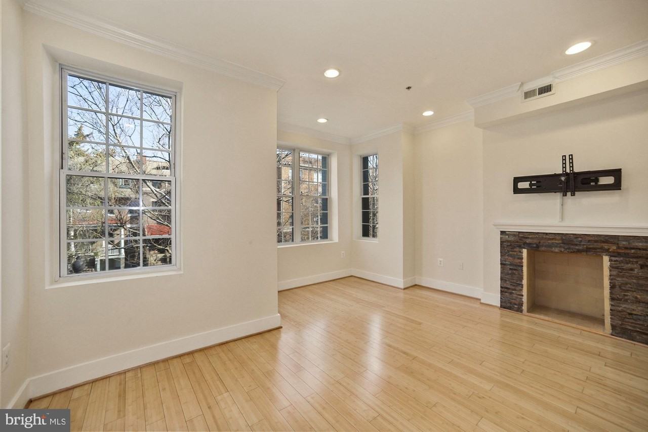 1126 Columbia Rd Nw Apt 3 #3 - Photo 2 of 21