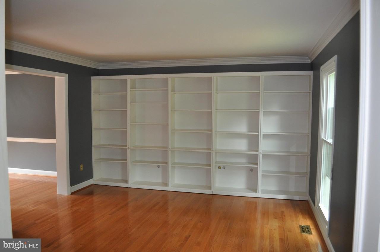 14616 Falling Leaf Way - Photo 4 of 23