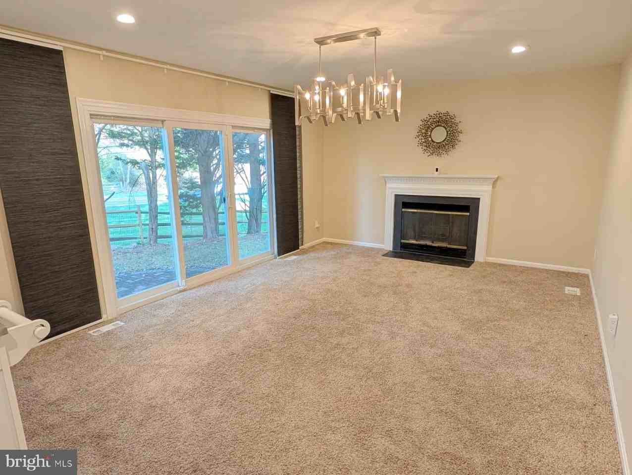 8609 Lime Kiln Ct - Photo 7 of 28