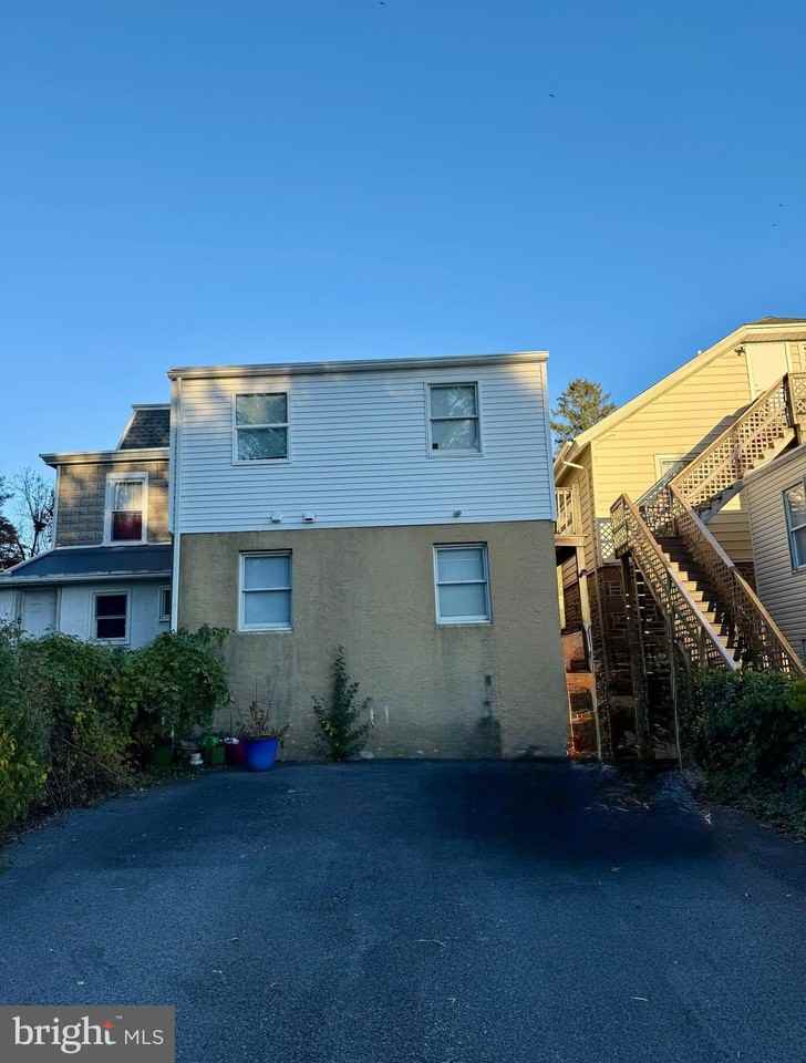 232 Center St Unit 1 #1 - Photo 7 of 7