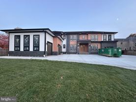 2113 Chain Bridge Rd - Photo 1 of 1