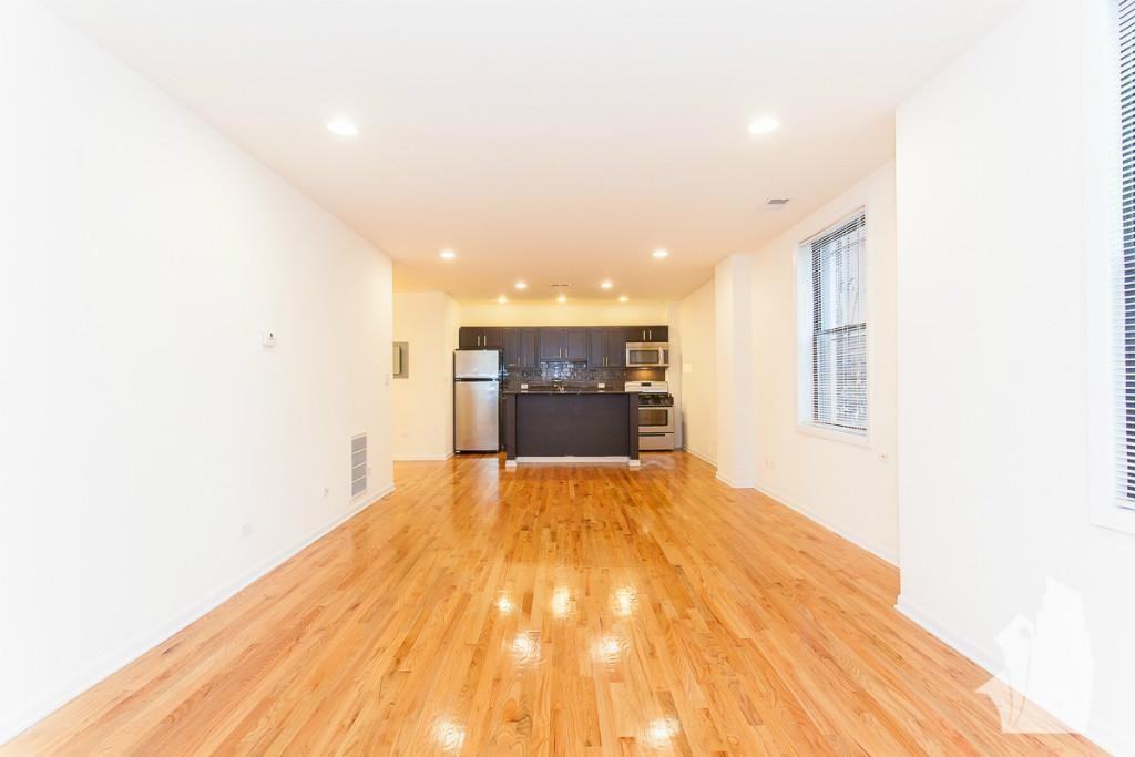 4242 N Sheridan Rd #607 - Photo 5 of 8