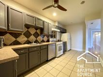 2839 W Nelson St #2 - Photo 1 of 1