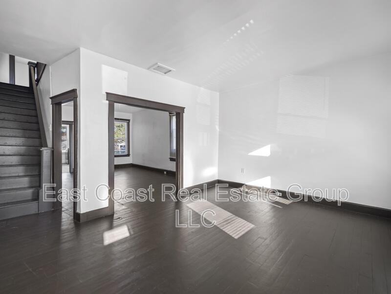 111 West Side Avenue - Photo 5 of 29