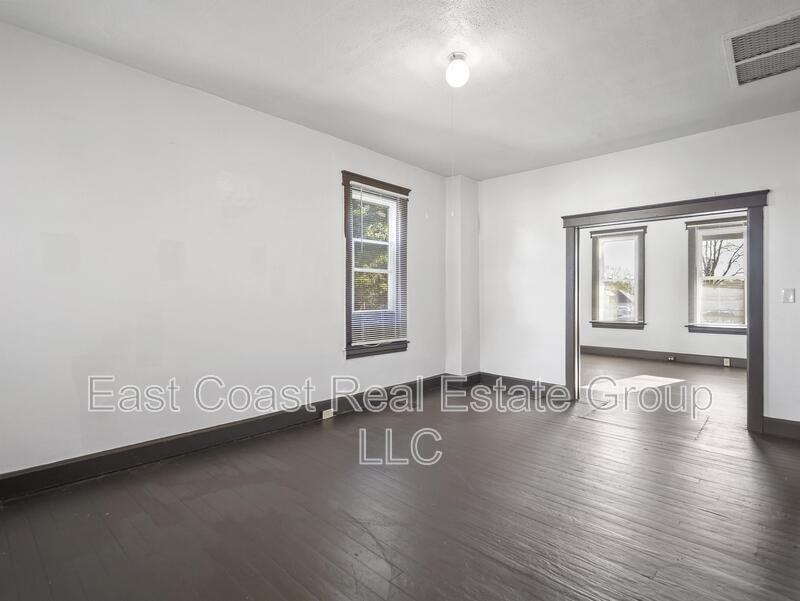 111 West Side Avenue - Photo 7 of 29