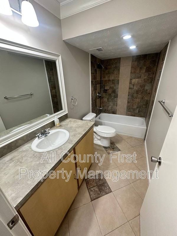 3162 Citrus Ct - Photo 7 of 9