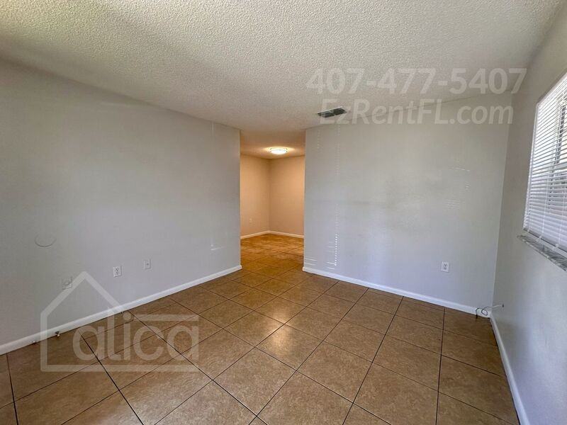 411 Gilman Cir - Photo 6 of 23