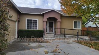 917 W Greenhead St - Photo 1 of 1