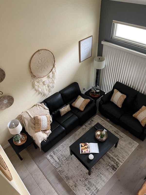 9 Sandalwood - Photo 2 of 10