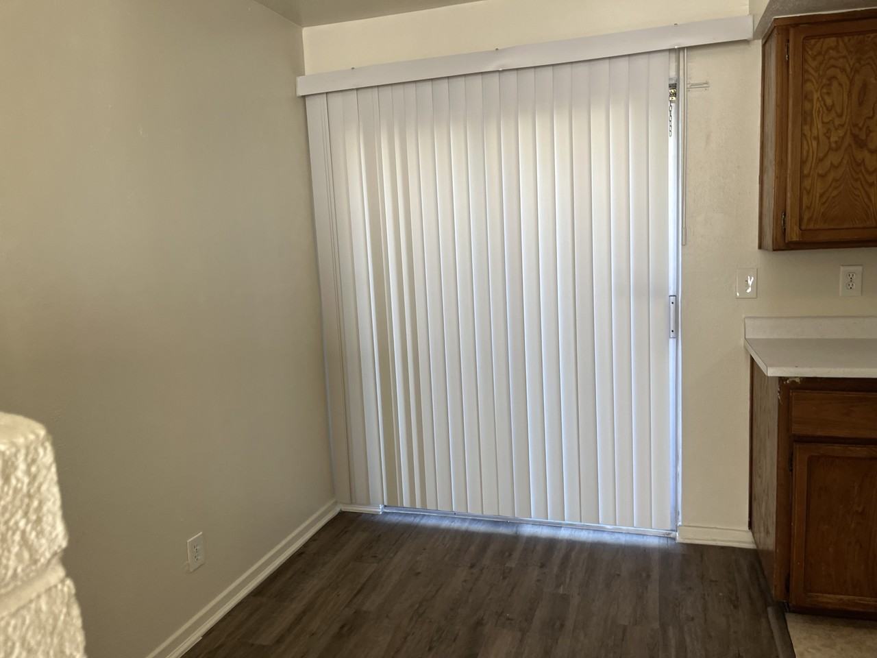 804 Ortiz Dr Se - Photo 7 of 13