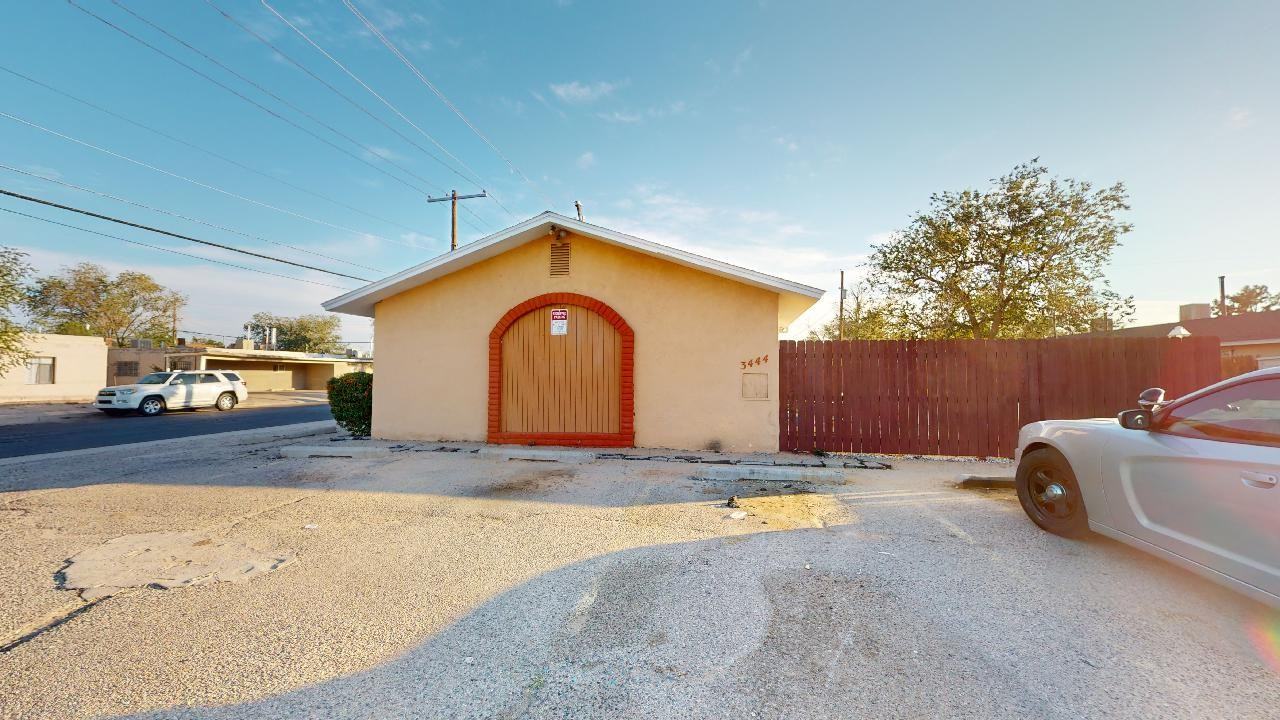 3444 Eastern Ave Se - Photo 2 of 31