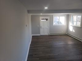 featured image of 9 Grand St #9