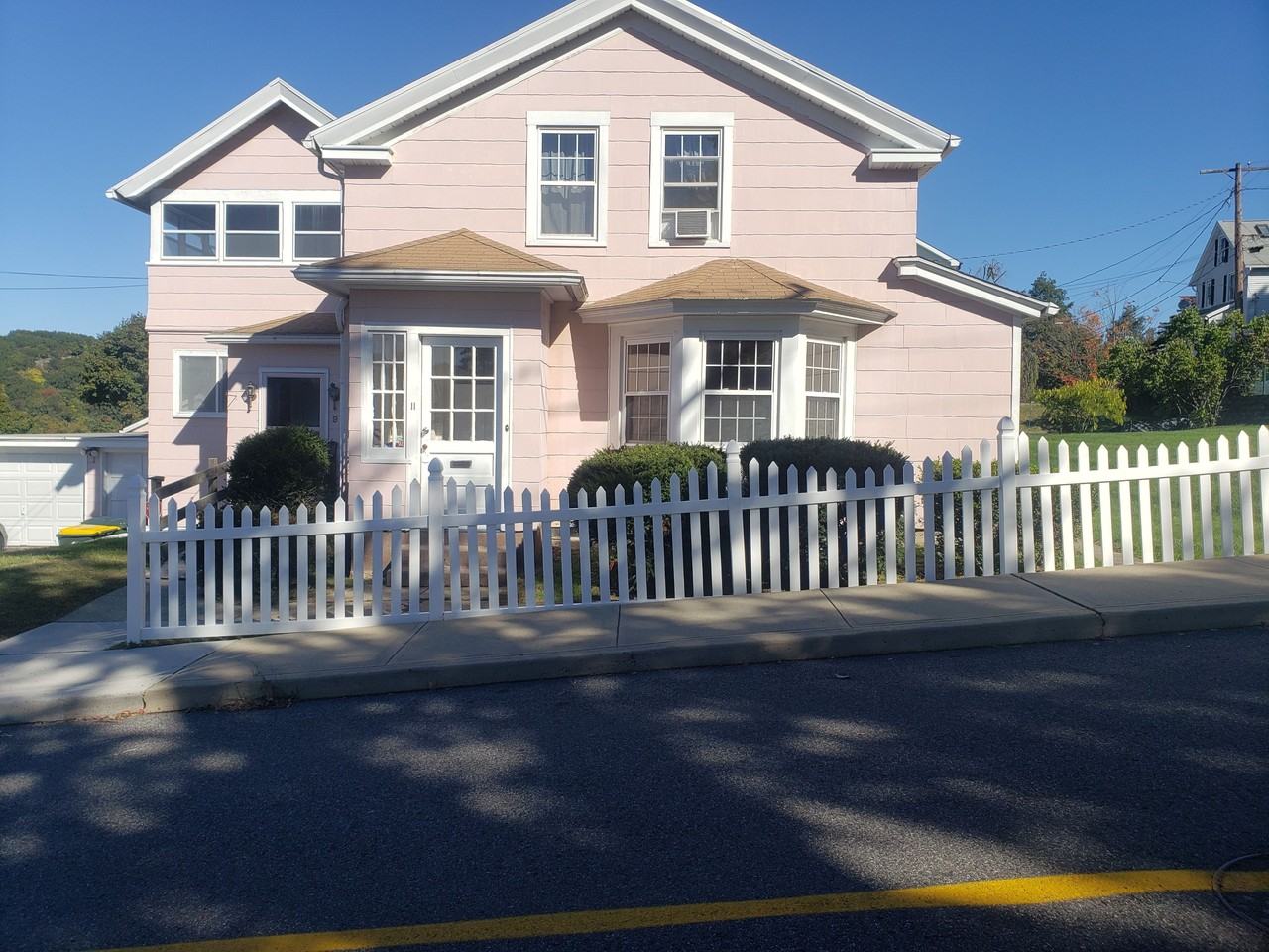 9 Grand St #1 - Photo 2 of 14