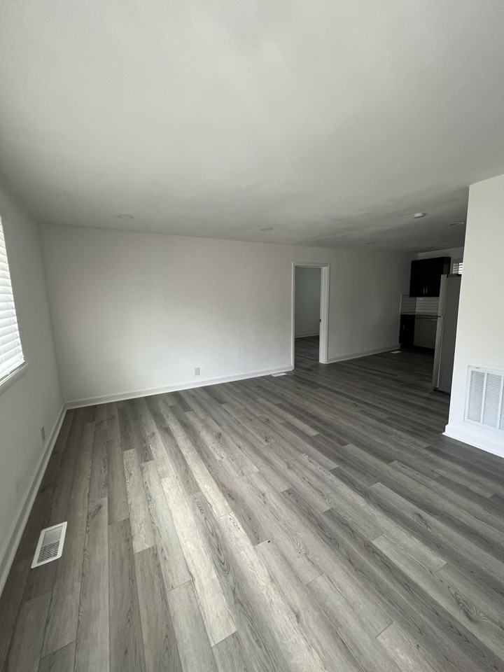 3307 Mays St #A - Photo 5 of 13