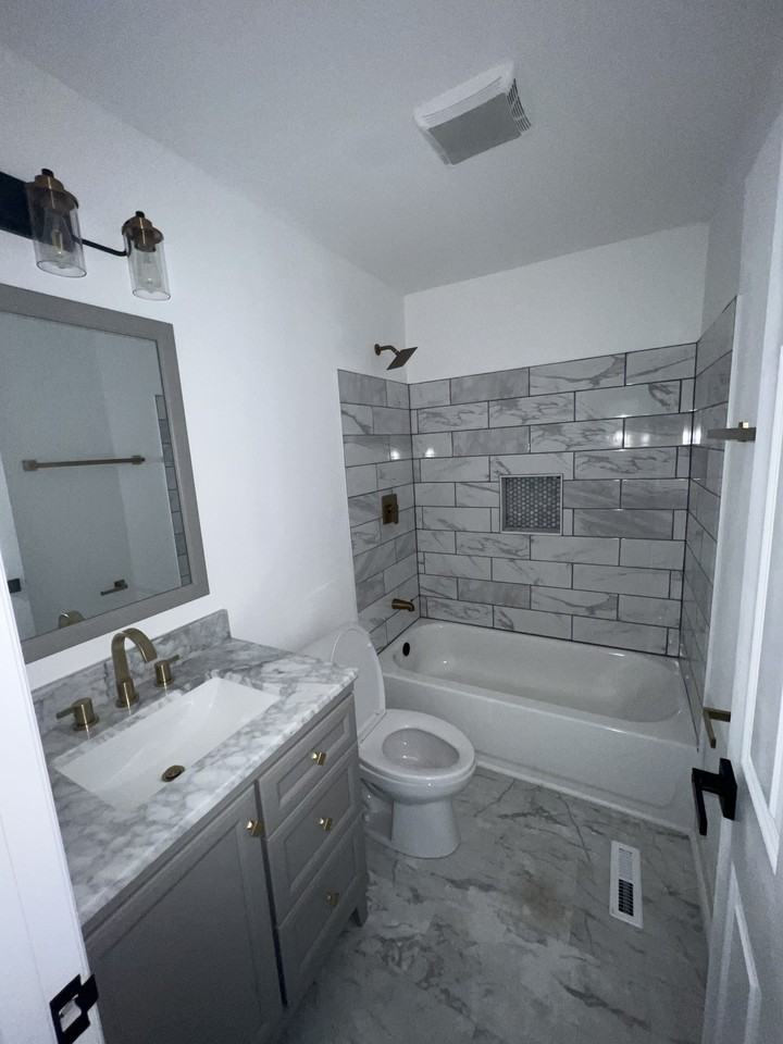 3307 Mays St #A - Photo 6 of 13