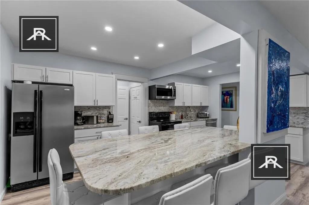 48 Greycliff Rd #1 - Photo 4 of 9