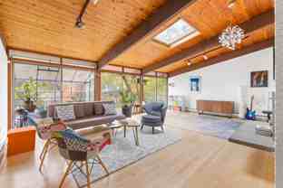 134 Rangeley Rd - Photo 1 of 1