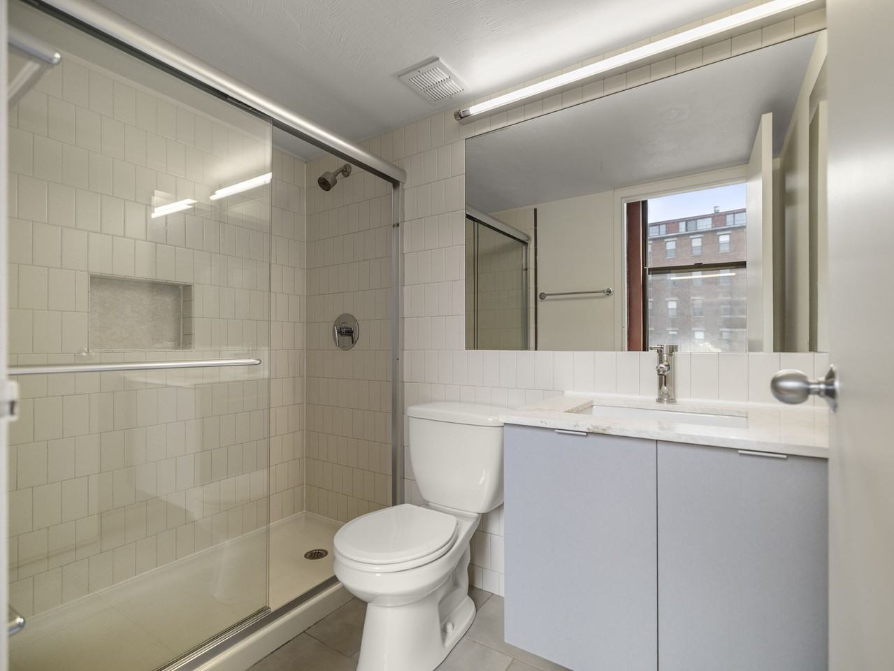 795 Tremont St #222 - Photo 4 of 4