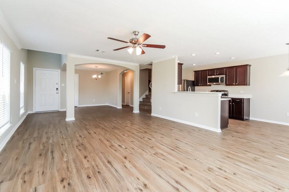 2702 Shearwater Bend Dr - Photo 6 of 17