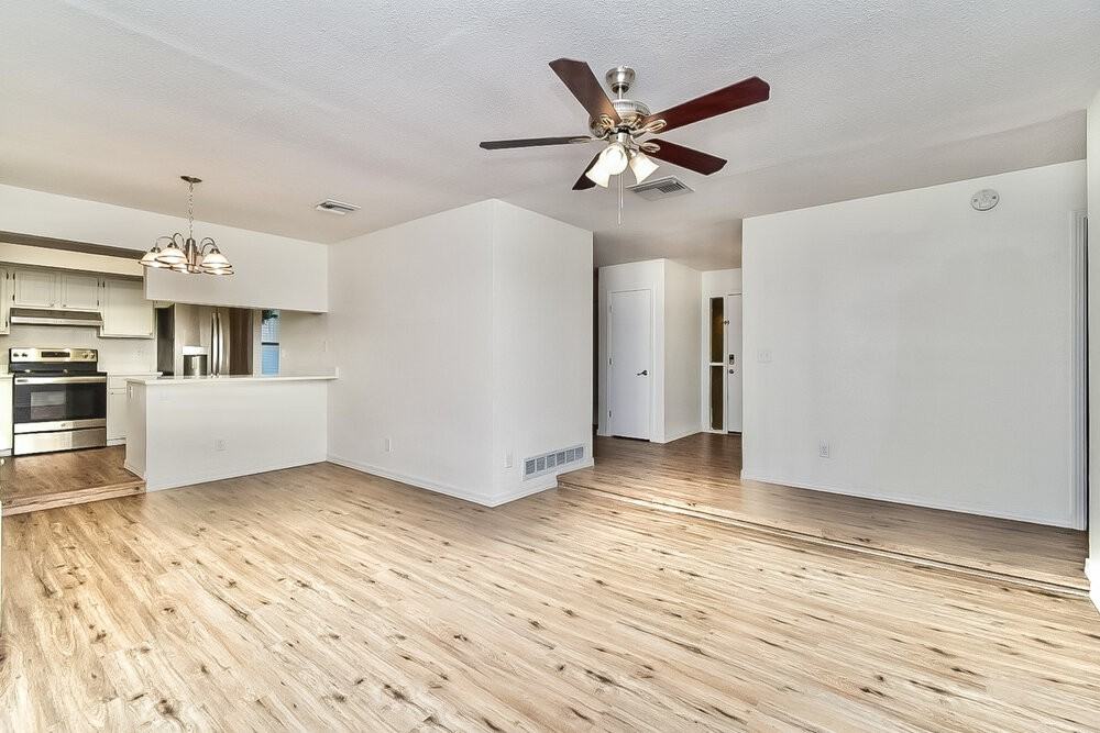 1417 South Lynx Drive - Photo 6 of 16