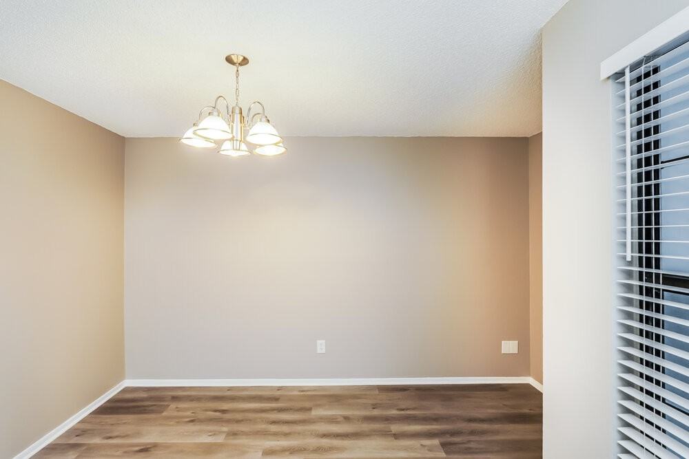 1021 Wainright Dr - Photo 4 of 16