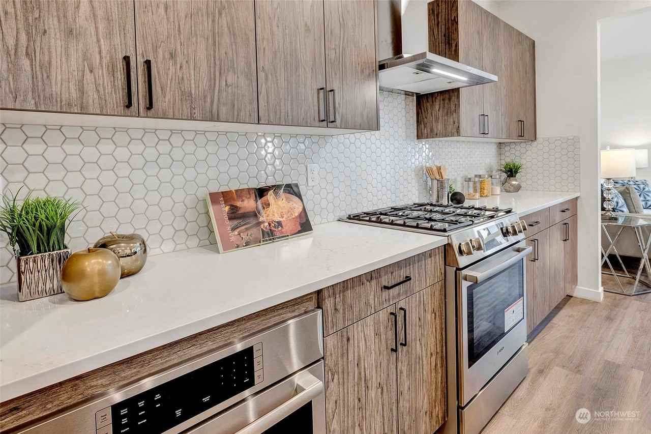 15008 40th Avenue West #1 - Photo 5 of 28