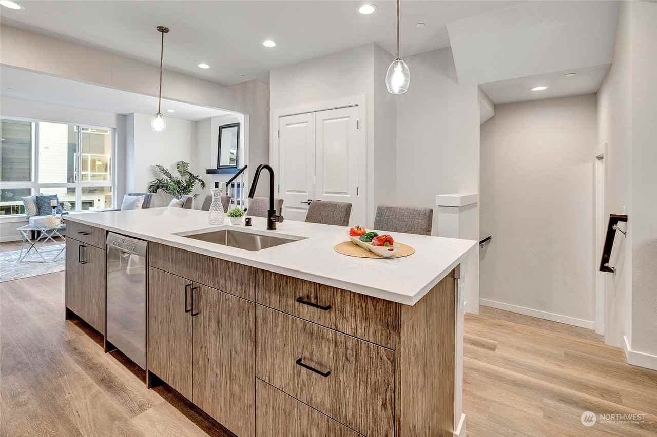 15008 40th Avenue West #1 - Photo 6 of 28