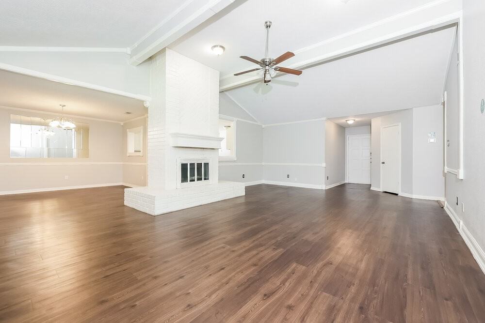 21303 Bassbrook Dr - Photo 3 of 16