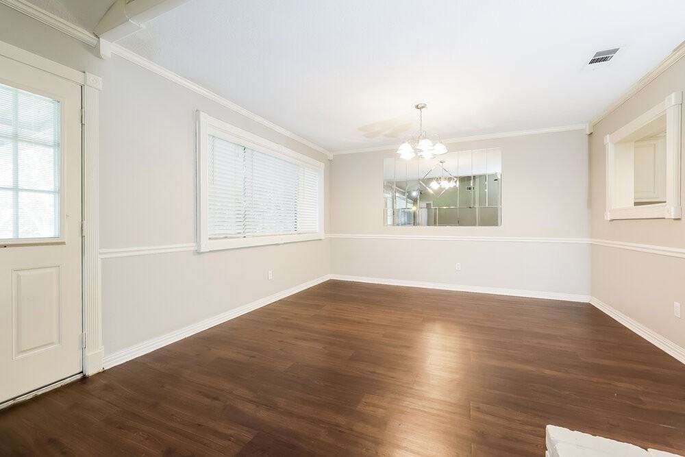 21303 Bassbrook Dr - Photo 5 of 16