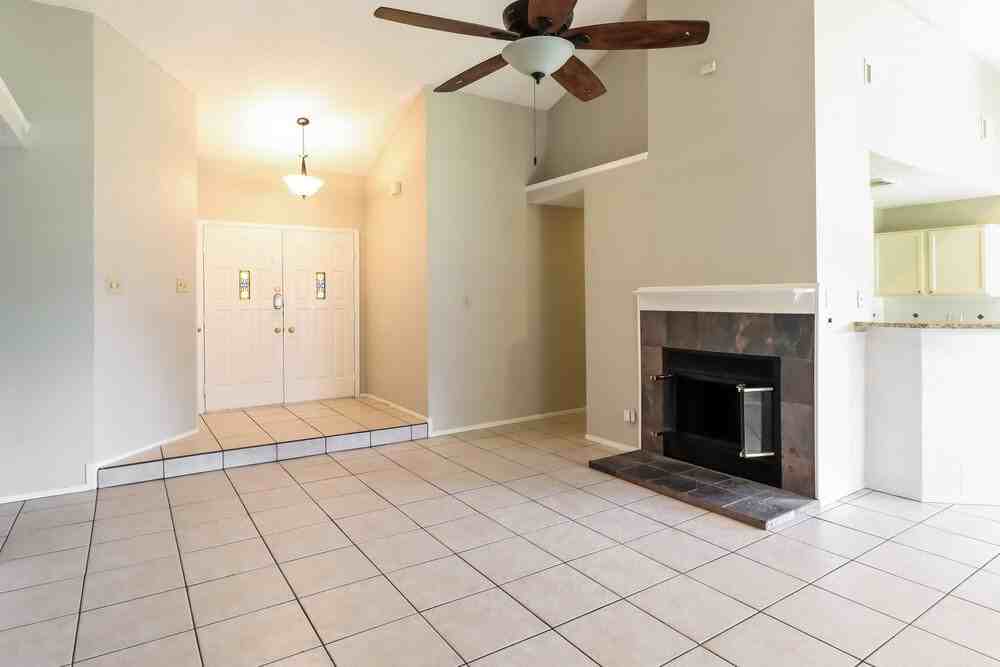 2605 Mountainview Dr - Photo 5 of 16