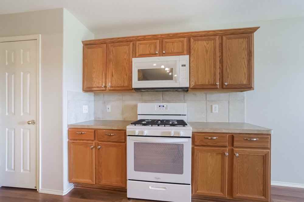 12114 English Brook Cir - Photo 7 of 16