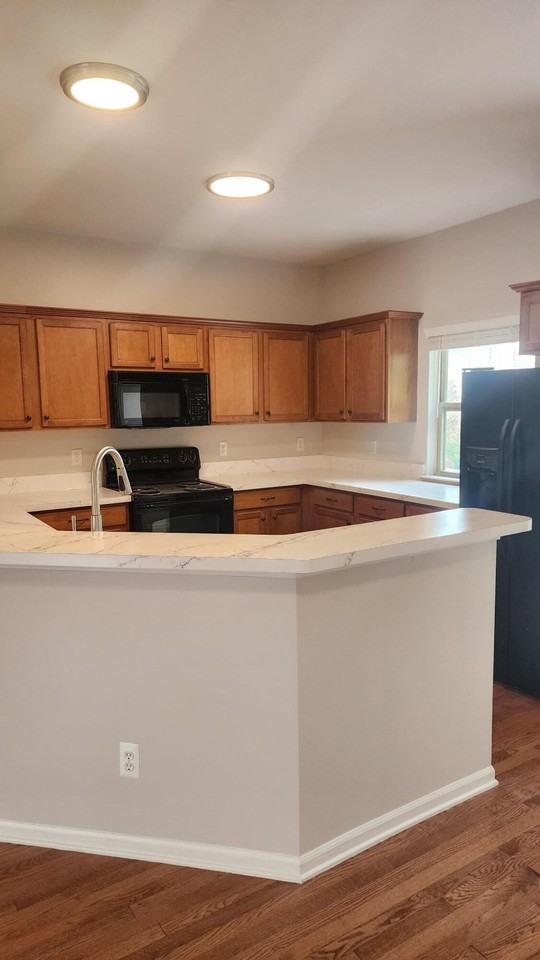 1574 Kessler Ave - Photo 7 of 28