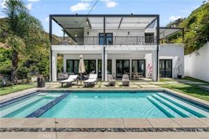 featured image of 9484 Gloaming Dr